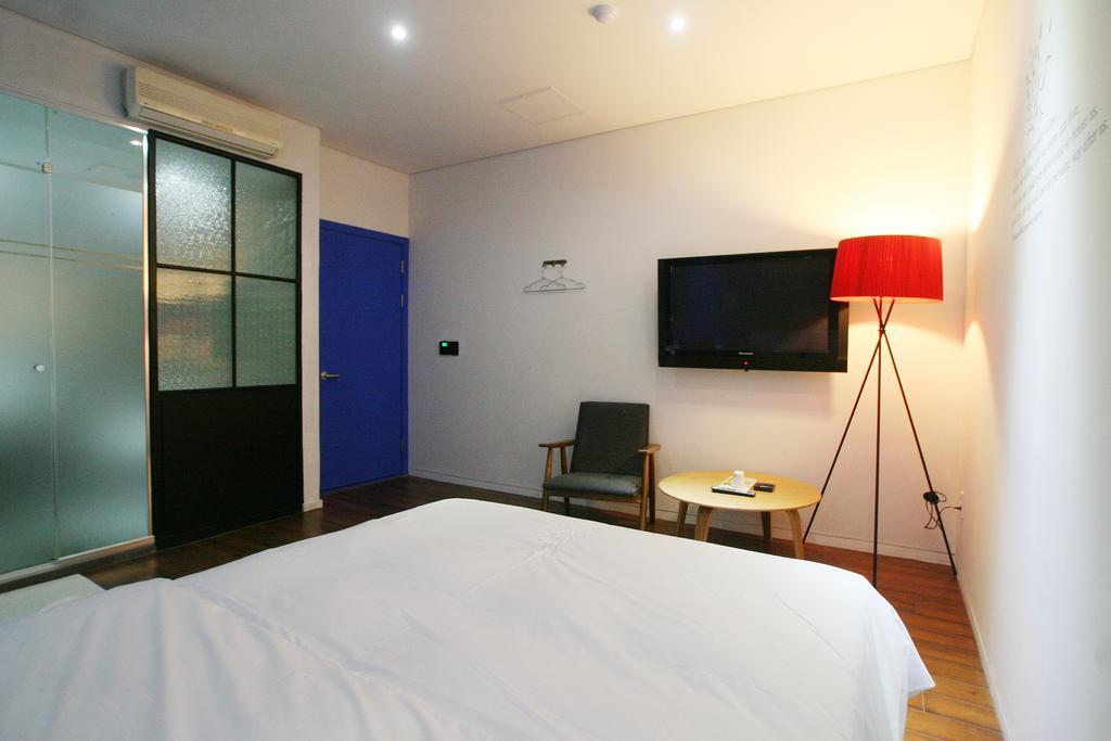 Vvalt Hotel Seoel Kamer foto
